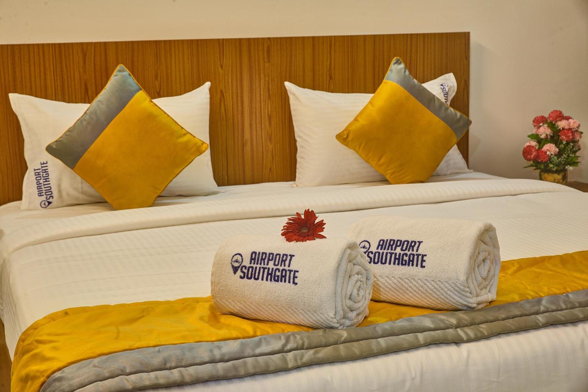Hotel Airport Southgate Bangalore Devanahalli Kültér fotó